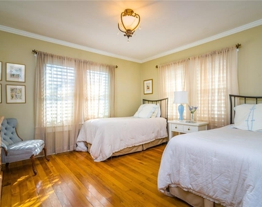 827 S Delaware Avenue - Photo Thumbnail 44