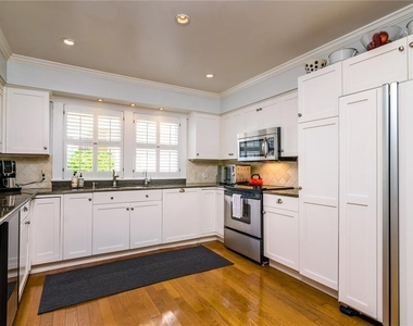 827 S Delaware Avenue - Photo Thumbnail 32