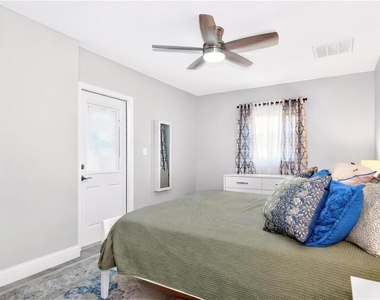 3608 W Carmen Street - Photo Thumbnail 13