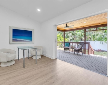 630 Pinta Drive - Photo Thumbnail 10