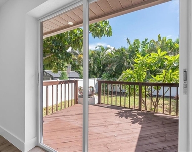 630 Pinta Drive - Photo Thumbnail 36