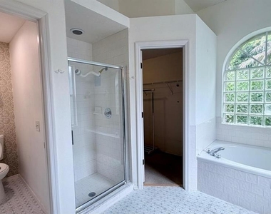 9639 Fox Hearst Road - Photo Thumbnail 17