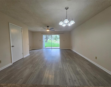 5194 Sunridge Palms Drive - Photo Thumbnail 5