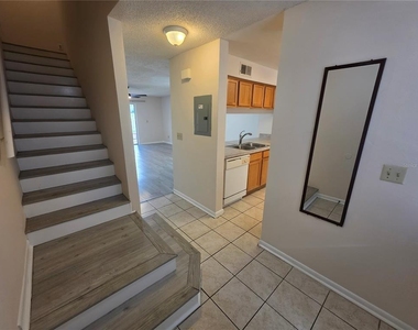 5194 Sunridge Palms Drive - Photo Thumbnail 11