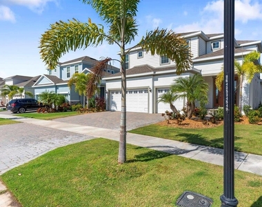 933 Signet Drive - Photo Thumbnail 32