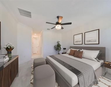 933 Signet Drive - Photo Thumbnail 13