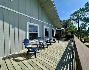 1718 Nevada Avenue Ne - Photo Thumbnail 2