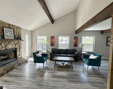 1718 Nevada Avenue Ne - Photo Thumbnail 10