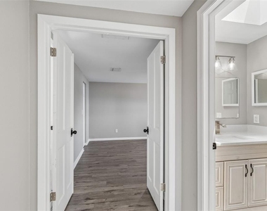 7111 Gateway Court - Photo Thumbnail 38
