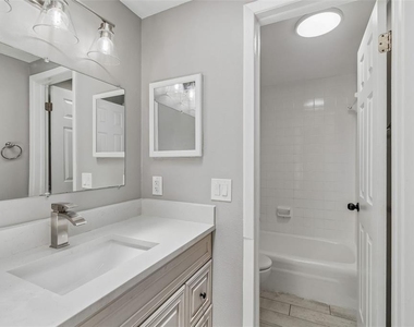 7111 Gateway Court - Photo Thumbnail 46