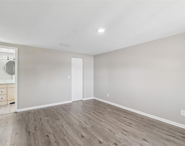 7111 Gateway Court - Photo Thumbnail 42