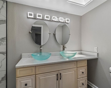 7111 Gateway Court - Photo Thumbnail 43