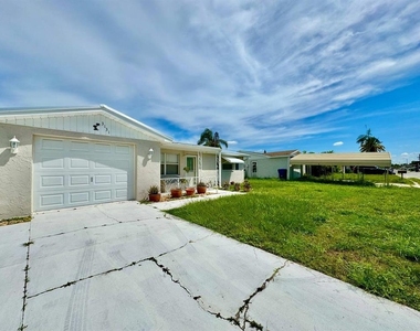 3131 Roxbury Drive - Photo Thumbnail 2