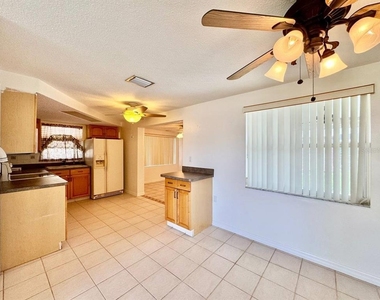 3131 Roxbury Drive - Photo Thumbnail 8