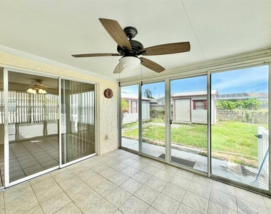 3131 Roxbury Drive - Photo Thumbnail 23