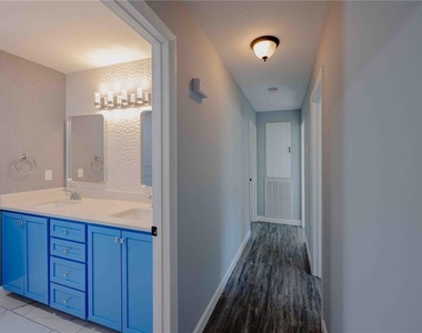 206 James Street - Photo Thumbnail 12