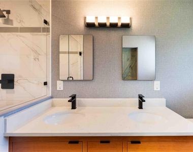 206 James Street - Photo Thumbnail 21