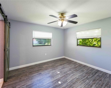 206 James Street - Photo Thumbnail 17