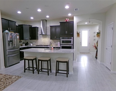 5941 Caldera Ridge Drive - Photo Thumbnail 6