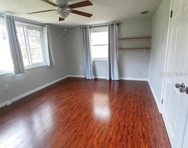 11422 Yellowwood Lane - Photo Thumbnail 10