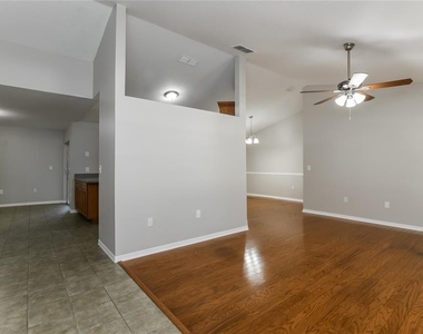 840 High Pointe Circle - Photo Thumbnail 5