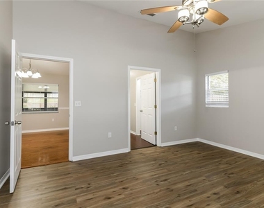 840 High Pointe Circle - Photo Thumbnail 10