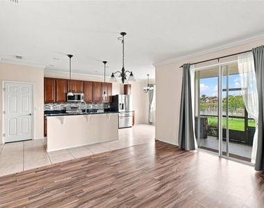 5108 Butterfly Shell Drive - Photo Thumbnail 13