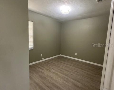 8206 Elmer Street - Photo Thumbnail 5