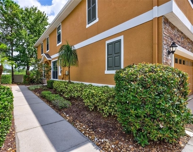 5513 Kinglethill Drive - Photo Thumbnail 2