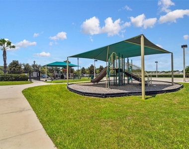 7956 Carriage Pointe Drive - Photo Thumbnail 26