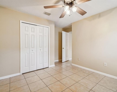 7956 Carriage Pointe Drive - Photo Thumbnail 21