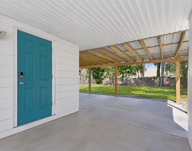 9616 Pine Ridge Avenue - Photo Thumbnail 21