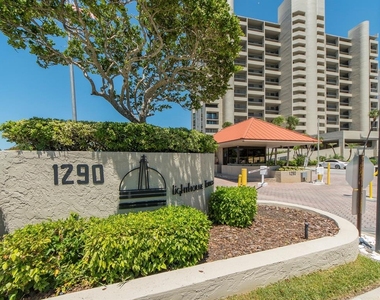 1290 Gulf Boulevard - Photo Thumbnail 41