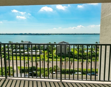 1290 Gulf Boulevard - Photo Thumbnail 37