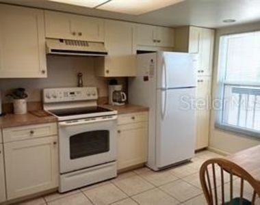 1806 Mariner Drive - Photo Thumbnail 9