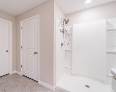 13748 Wineberry Drive - Photo Thumbnail 18