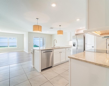 13748 Wineberry Drive - Photo Thumbnail 7