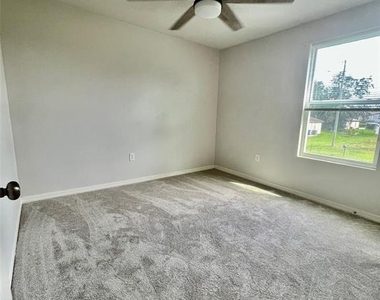 26485 Mary Avenue - Photo Thumbnail 7