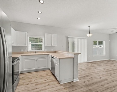 6265 Ashbury Palms Drive - Photo Thumbnail 7
