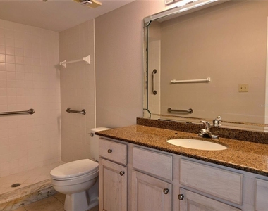 5801 Bahia Del Mar Circle - Photo Thumbnail 25