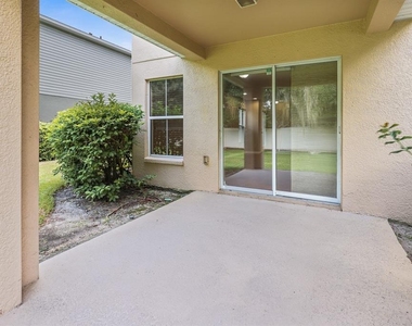 2916 Royal Tuscan Lane - Photo Thumbnail 27