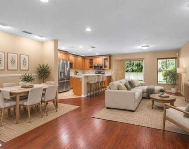 2916 Royal Tuscan Lane - Photo Thumbnail 2