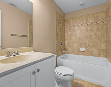 2916 Royal Tuscan Lane - Photo Thumbnail 23