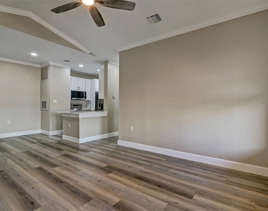 5000 Culbreath Key Way - Photo Thumbnail 6