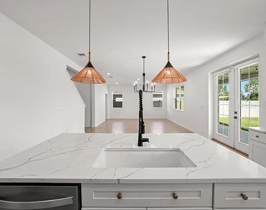 5005 Golden River Lane - Photo Thumbnail 4