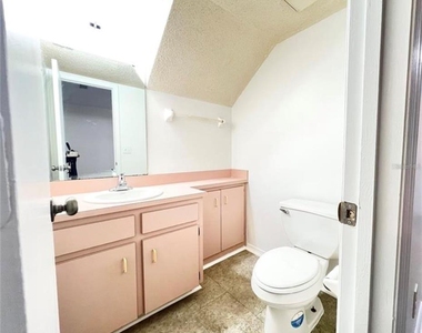 1336 Bramblewood Drive - Photo Thumbnail 8