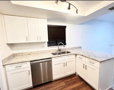 1336 Bramblewood Drive - Photo Thumbnail 6