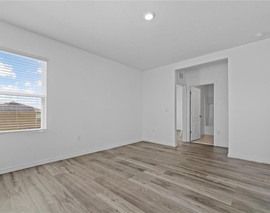 1264 Cascades Avenue - Photo Thumbnail 25