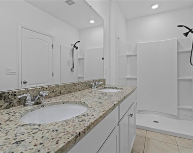 1264 Cascades Avenue - Photo Thumbnail 20
