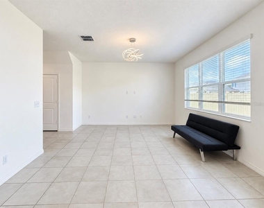 2795 Meadow Stream Way - Photo Thumbnail 4